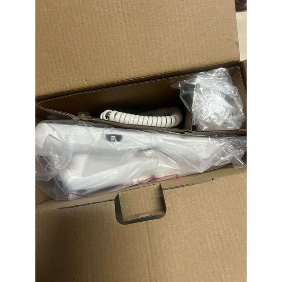 Vtech SN1127 Amplified Corded Answering System with Photo Speed Dial - Picture 4 of 4